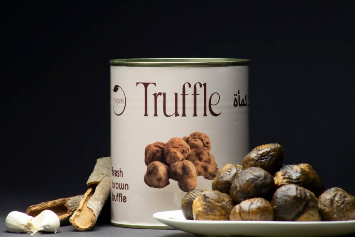 • Premium quality: carefully picked and canned to maintain the natural flavors and benefits. • Natural ingredients: canned only in preservative-free solution of water and salt, our truffles are ready to be consumed or added to your dishes right out of the can. • Sustainable and ethical sourcing: our truffles are ethically and sustainably sourced and support the local producers.